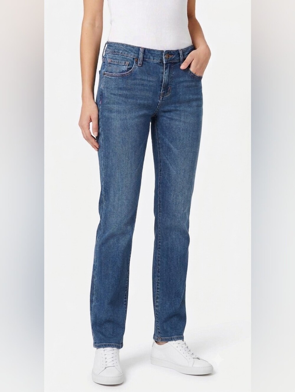 Victoria's Secret Straight Leg Jeans in Medium Blue Wash Size 10R